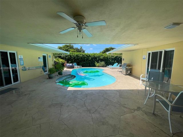 4410 N Buchanan St, Hollywood, FL 33021