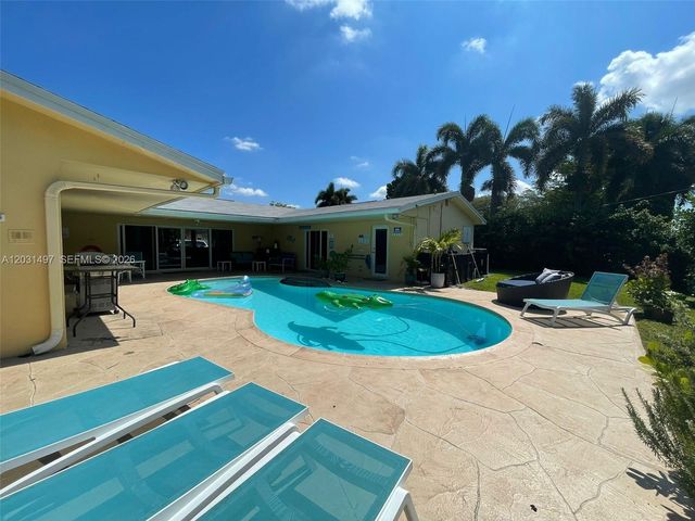 4410 N Buchanan St, Hollywood, FL 33021