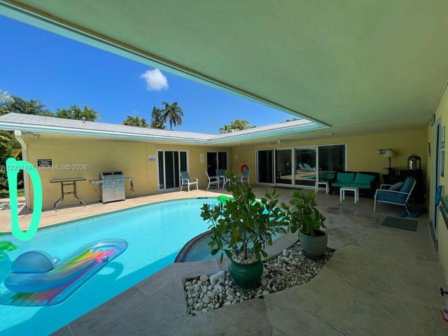 4410 N Buchanan St, Hollywood, FL 33021