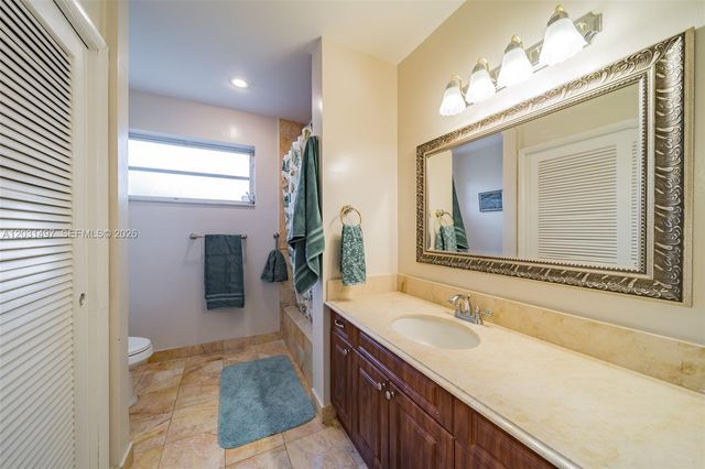 4410 N Buchanan St, Hollywood, FL 33021