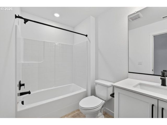 3704 Sw 40TH St, Gresham, OR 97080