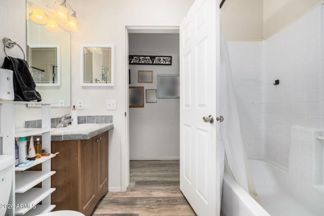 2200 N DELAWARE Drive 77, Apache Junction, AZ 85120