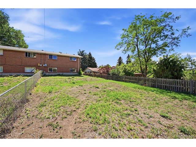 1253 Miller St, Lakewood, CO 80215