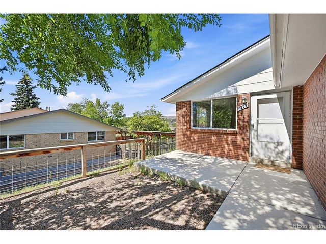 1253 Miller St, Lakewood, CO 80215