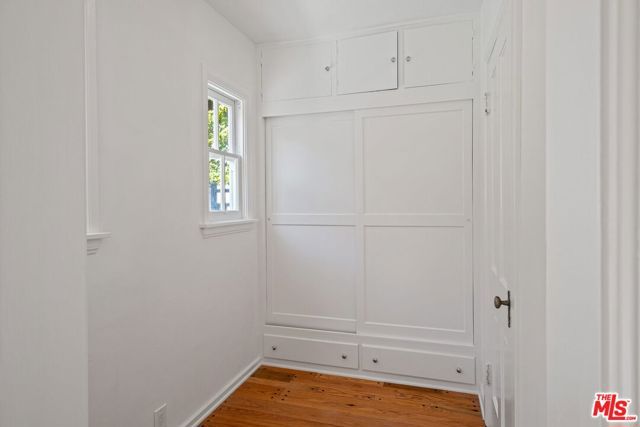 10527 LE CONTE Avenue, Los Angeles, CA 90024
