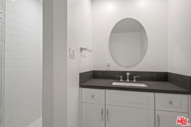 10527 LE CONTE Avenue, Los Angeles, CA 90024