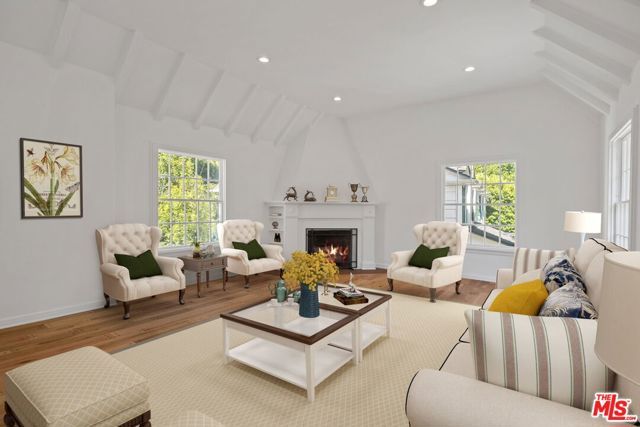 10527 LE CONTE Avenue, Los Angeles, CA 90024