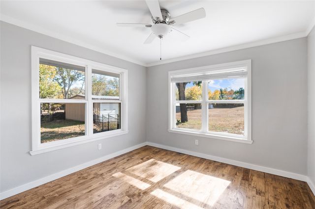 750 Possom Trot Hollow Road, Whitewright, TX 75491