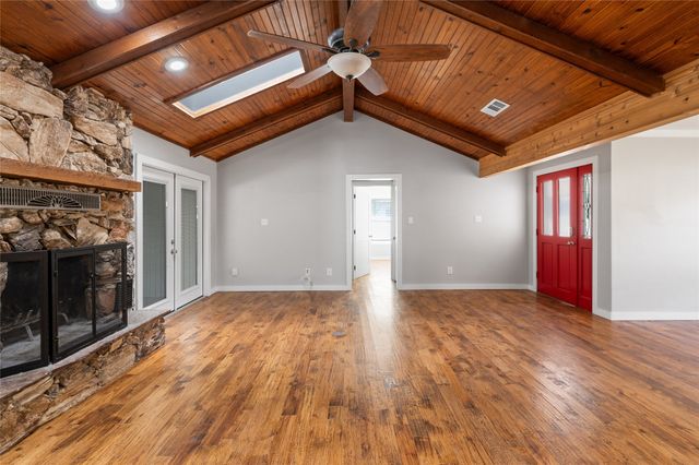 750 Possom Trot Hollow Road, Whitewright, TX 75491