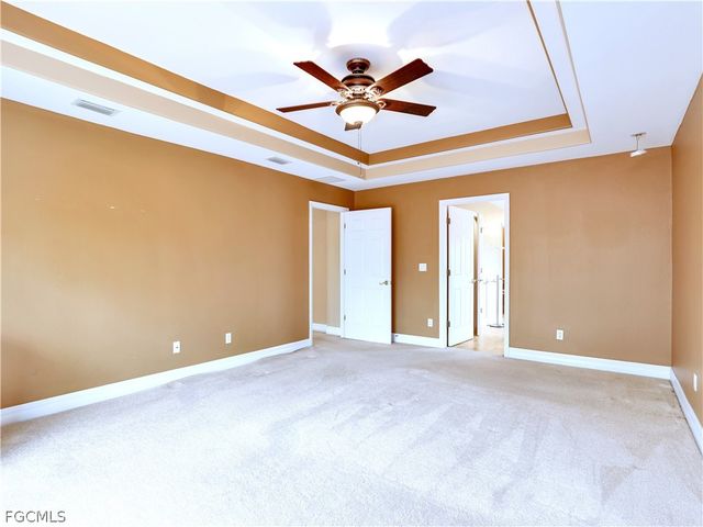 9372 River Otter DR, Fort Myers, FL 33912