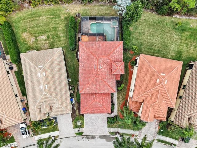 9372 River Otter DR, Fort Myers, FL 33912