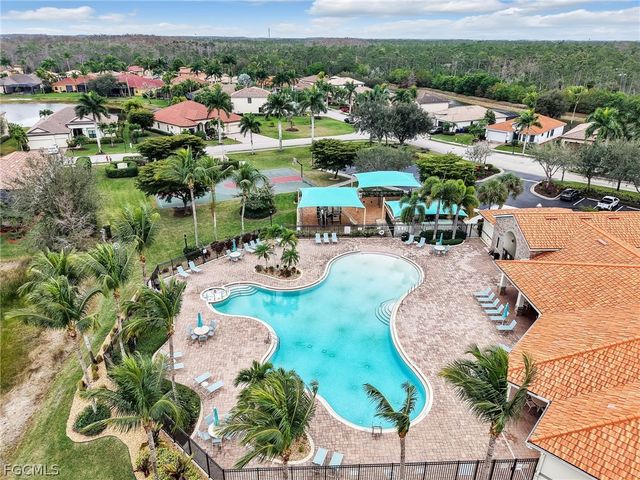 9372 River Otter DR, Fort Myers, FL 33912