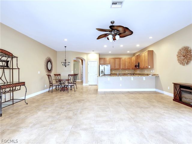 9372 River Otter DR, Fort Myers, FL 33912