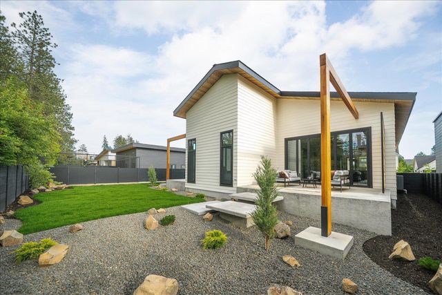 3453 E 46th Ct, Spokane, WA 99223