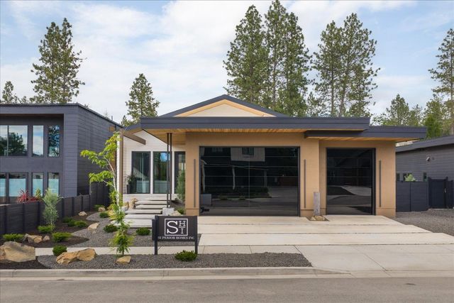 3453 E 46th Ct, Spokane, WA 99223