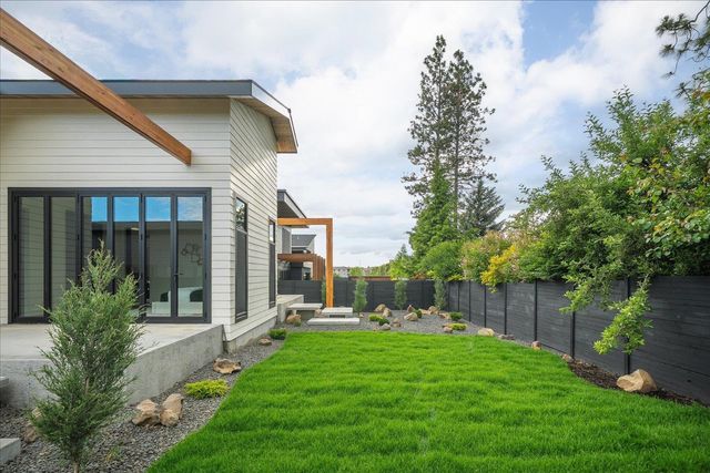 3453 E 46th Ct, Spokane, WA 99223