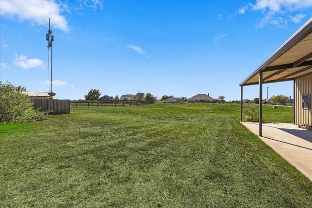 209 Highland Hills Boulevard, Decatur, TX 76234