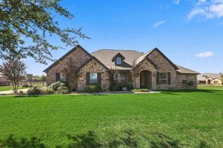 209 Highland Hills Boulevard, Decatur, TX 76234