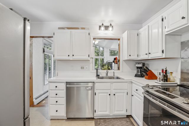 145 West Avenue, Darien, CT 06820
