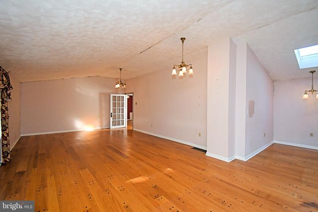 37 N EASTVIEW AVE, Feasterville Trevose, PA 19053