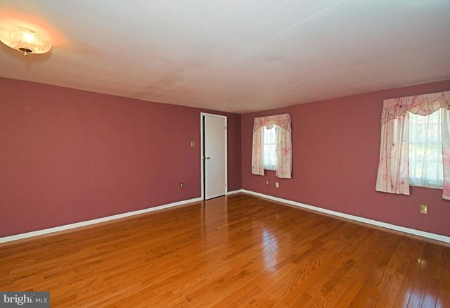 37 N EASTVIEW AVE, Feasterville Trevose, PA 19053
