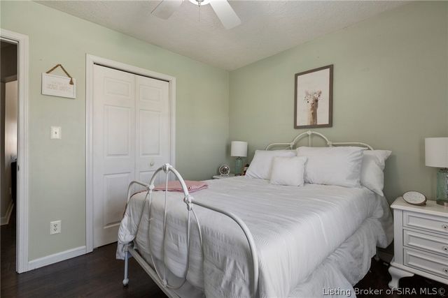 507 Deer Run Drive, Sellersburg, IN 47172