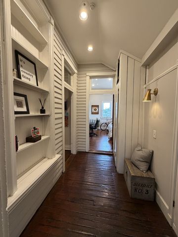 1120 3rd Ave, S, Nashville, TN 37210