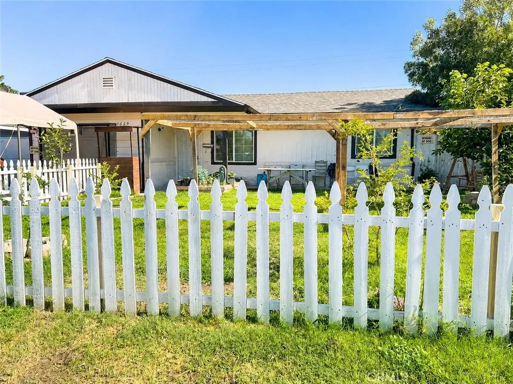 1629 Bedford Avenue, Modesto, CA 95351