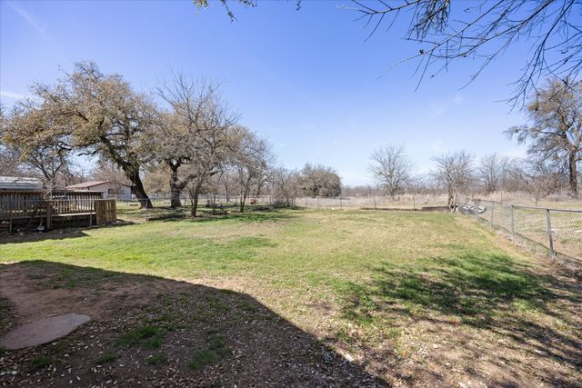 507 E Clifton Street, Stephenville, TX 76401