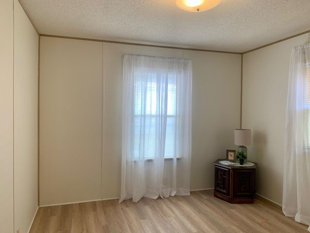 2819 N Sandy Drive 558, Ludington, MI 49431