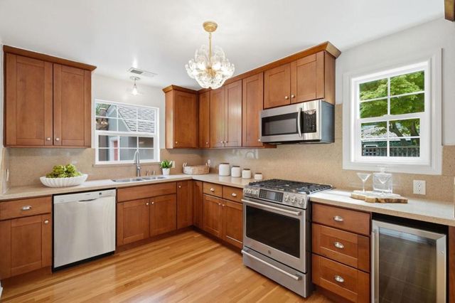 854 Riverside Drive, San Jose, CA 95125