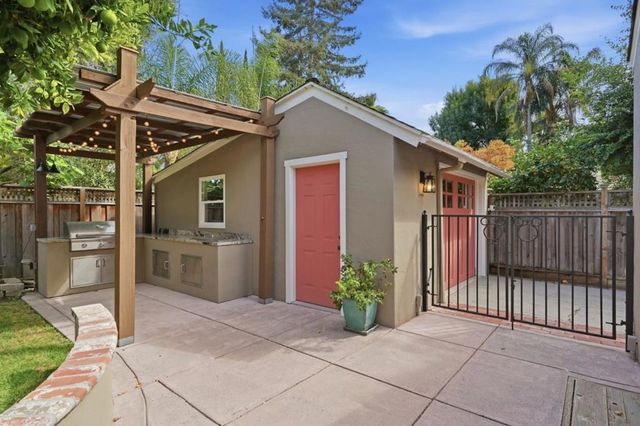 854 Riverside Drive, San Jose, CA 95125