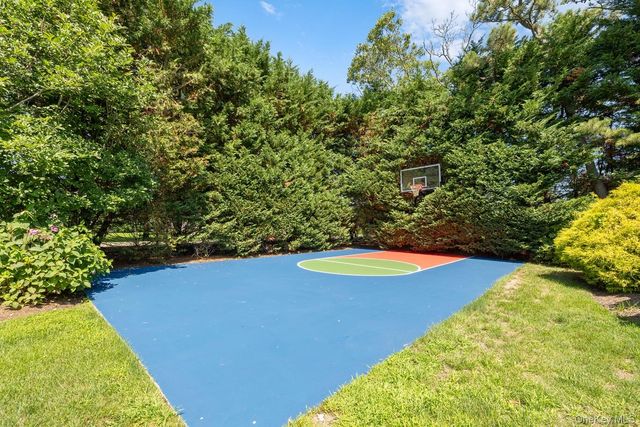 608 Shore Drive, Oakdale, NY 11769
