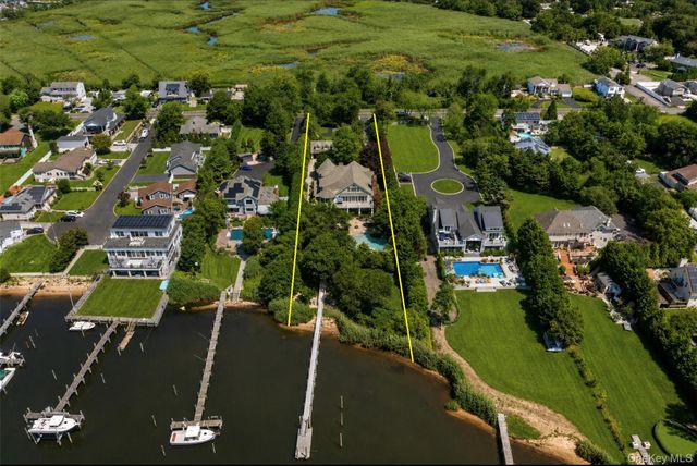 608 Shore Drive, Oakdale, NY 11769