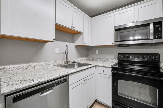 500 Paragon Mills Rd Apt N15, Nashville, TN 37211