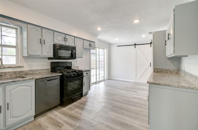 1625 W 6th Street, Irving, TX 75060