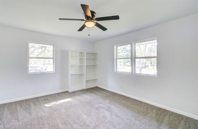 1625 W 6th Street, Irving, TX 75060