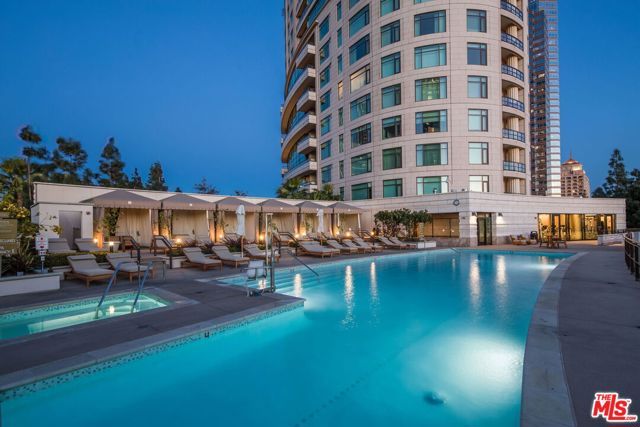 1 W Century Drive 28B, Los Angeles, CA 90067