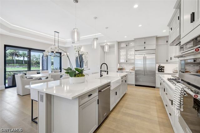 16328 Corsica WAY 101, Naples, FL 34110