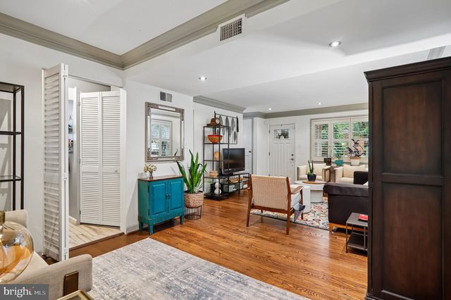 3103 WALNUT ST NE, Washington, DC 20018