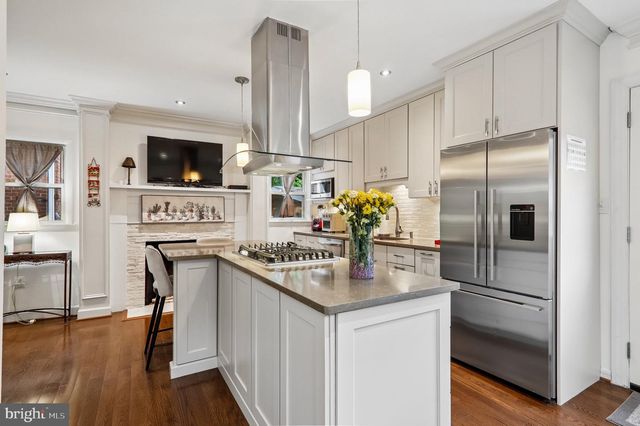 3103 WALNUT ST NE, Washington, DC 20018