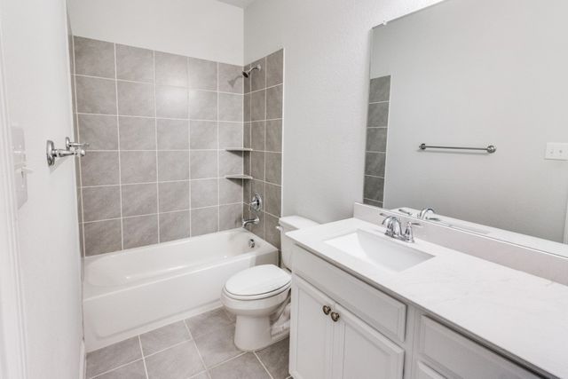 2073 Avondown Road, Forney, TX 75126