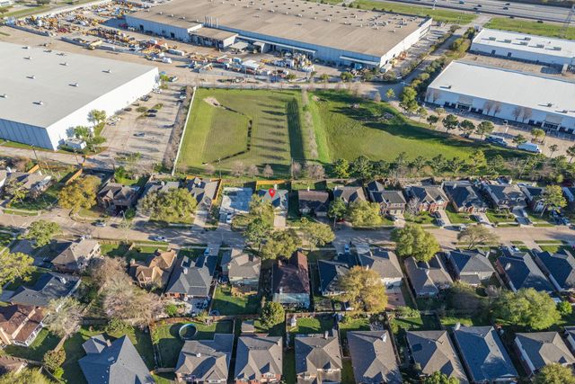 5519 Imperial Grove Drive, Houston, TX 77066