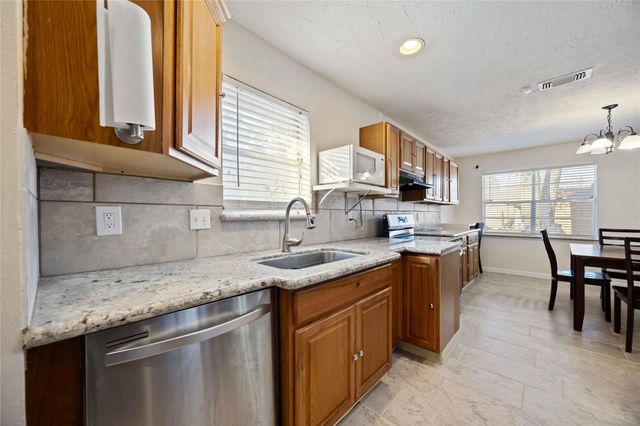 8335 Buckeye Glen Lane, Humble, TX 77338