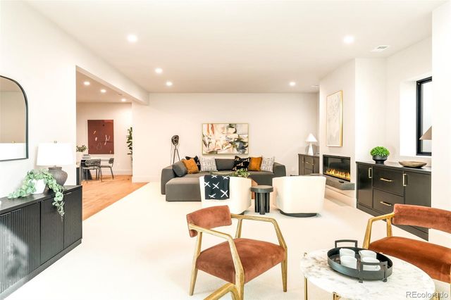 404 Kearney Street, Denver, CO 80220