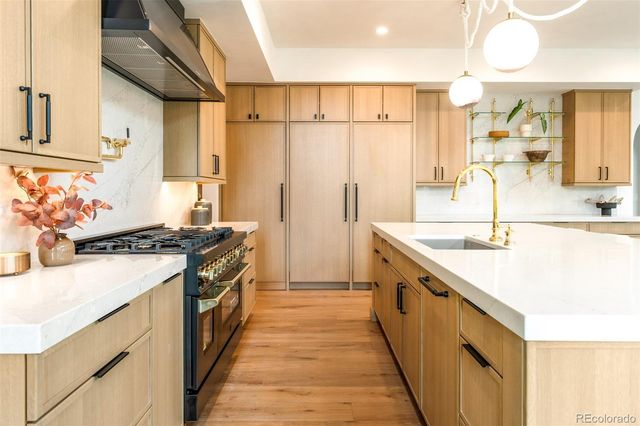 404 Kearney Street, Denver, CO 80220