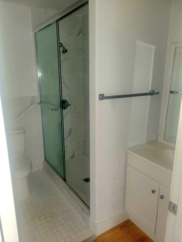 64 Clark Ave, Yuba City, CA 95991