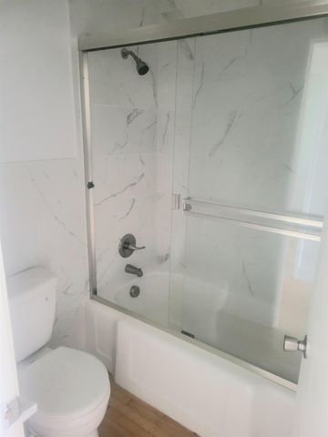 64 Clark Ave, Yuba City, CA 95991