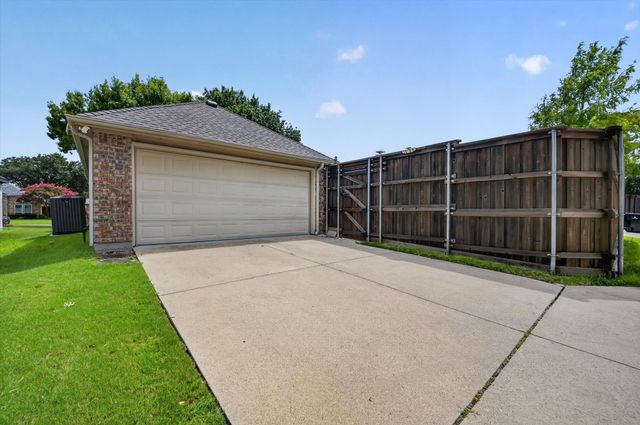 9906 Ashmont Drive, Frisco, TX 75035