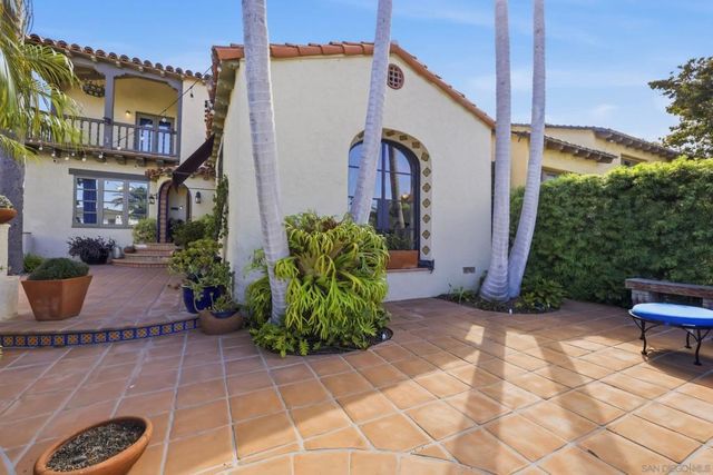 3111 Dumas, San Diego, CA 92106
